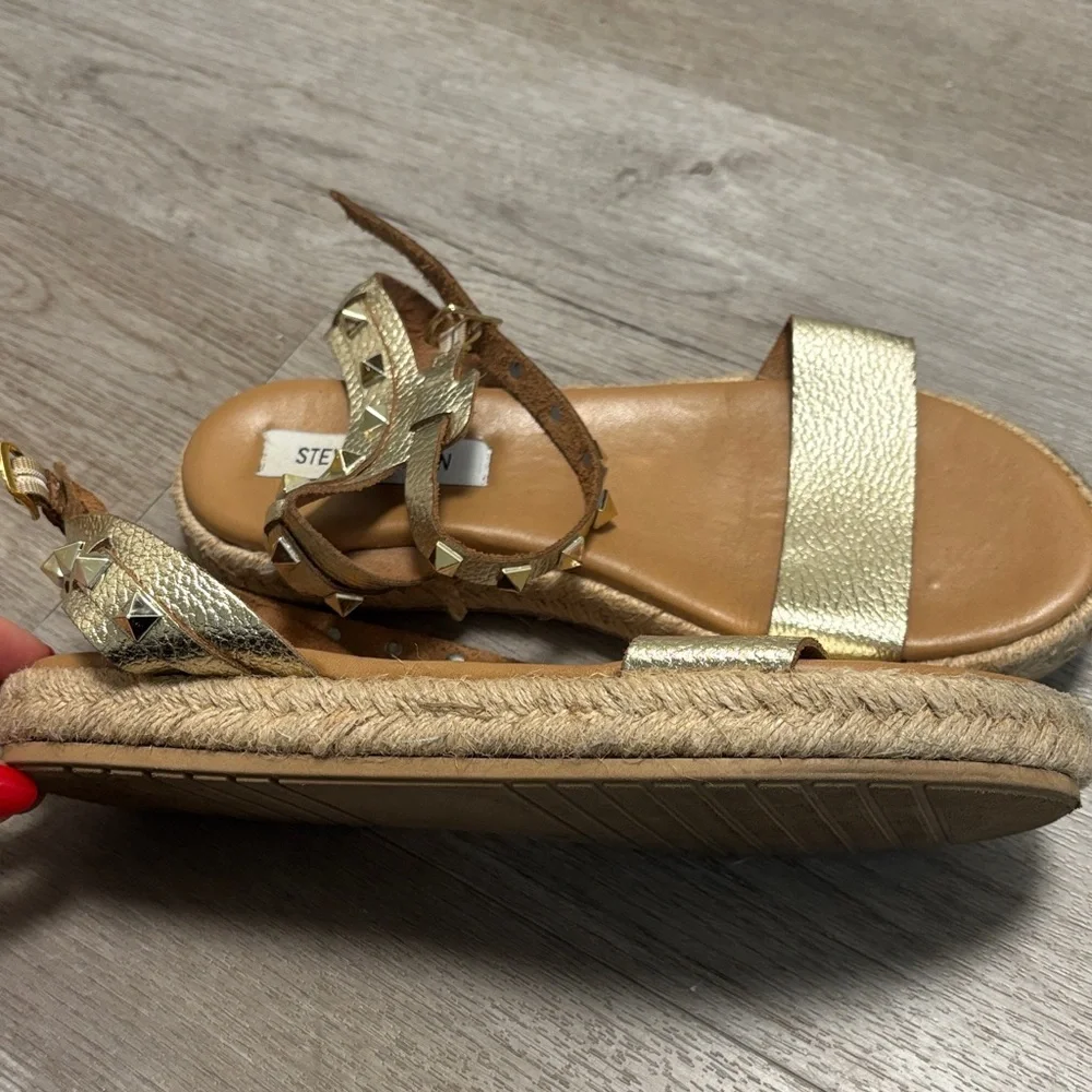 Steve Madden Metallic Gold Espadrille Sandals - Picture 2 of 3